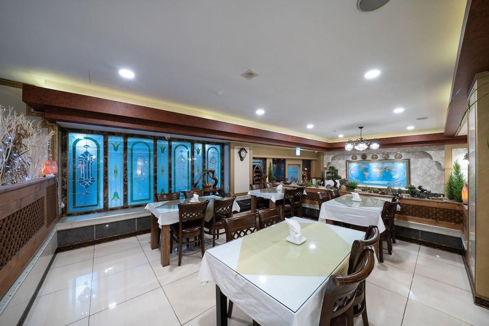 Amour Hotel Suwon Exterior photo